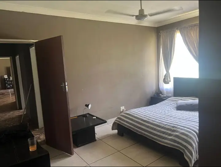 4 Bedroom Property for Sale in Roosheuwel North West